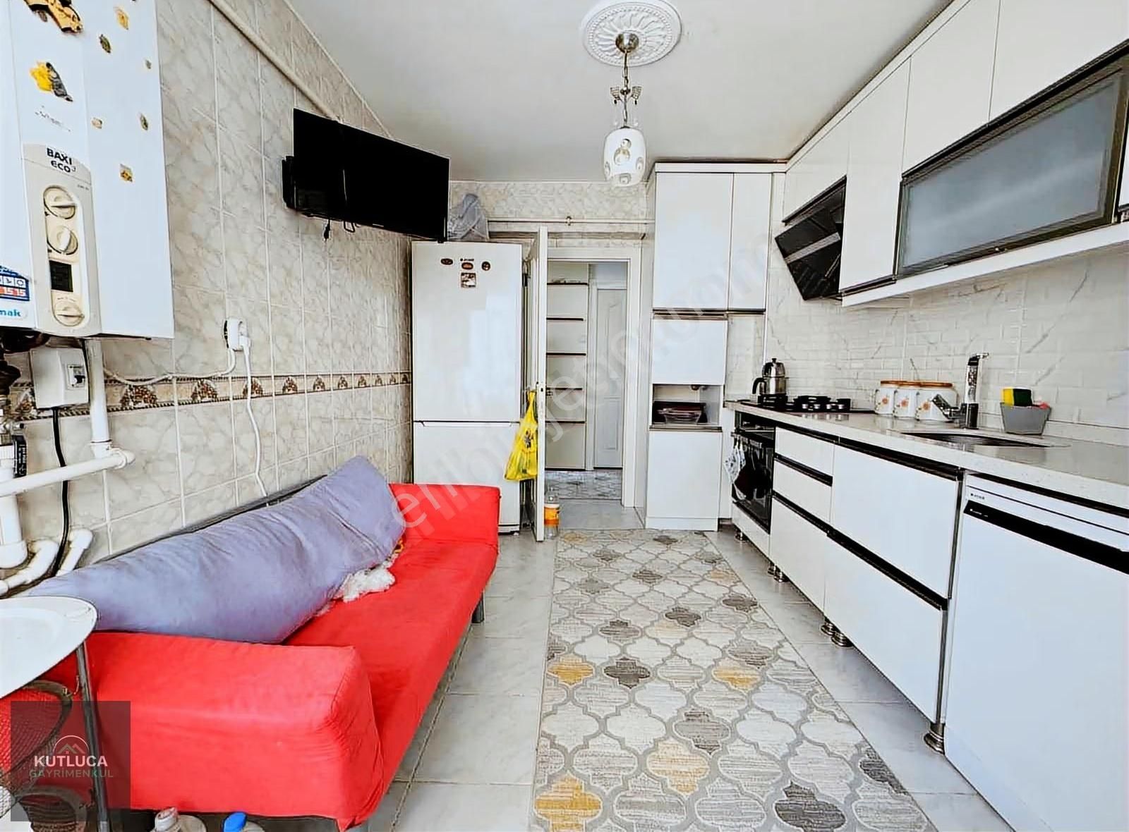 Merkezi Konumda 3 Cepheli 3+1 Geniş Oturumlu Krediye Uygun Daire - Görsel 29