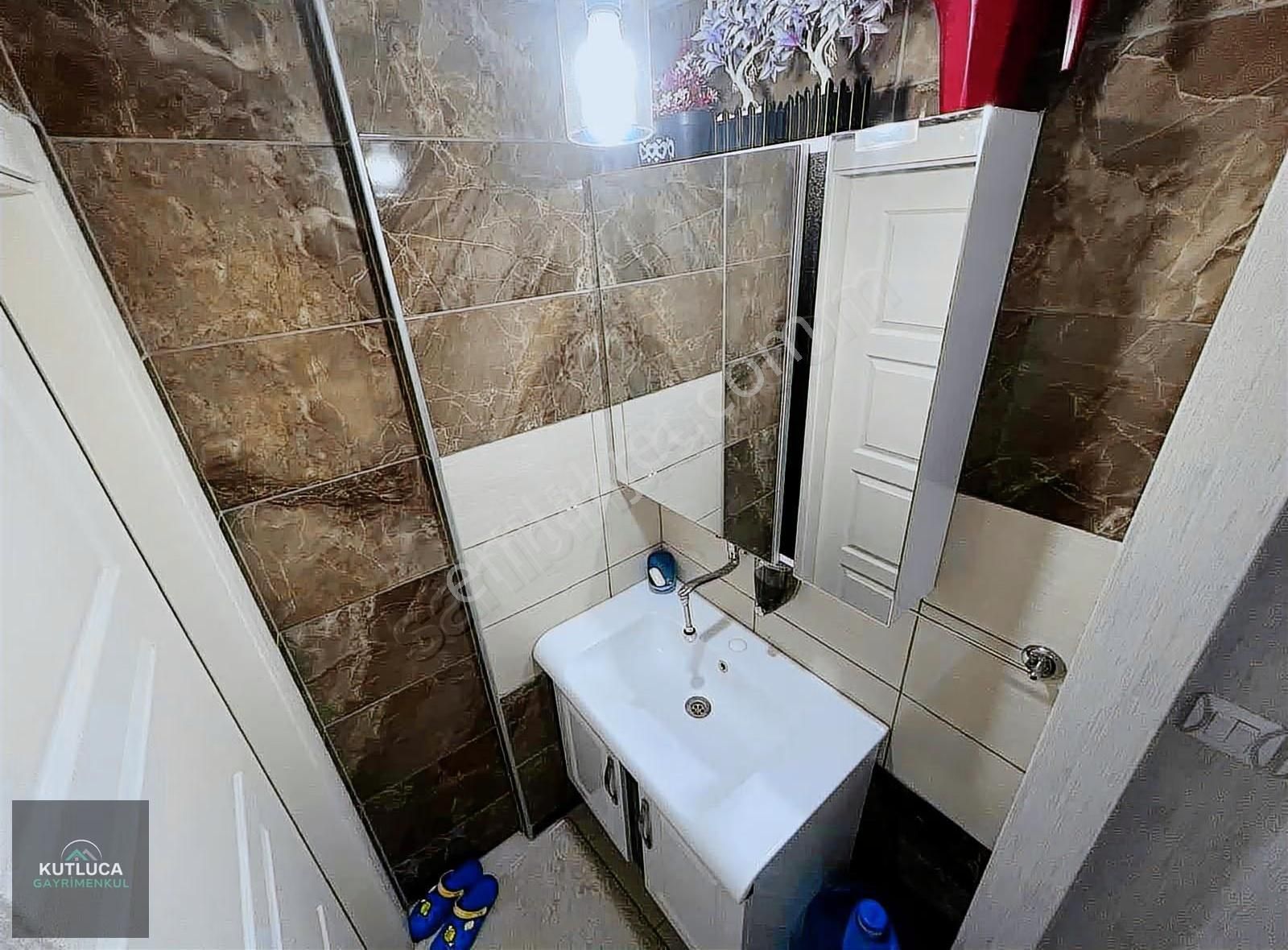 Ayvalı Bölgesinde Manzaralı Lüks 3+1 Acil Satılık Daire