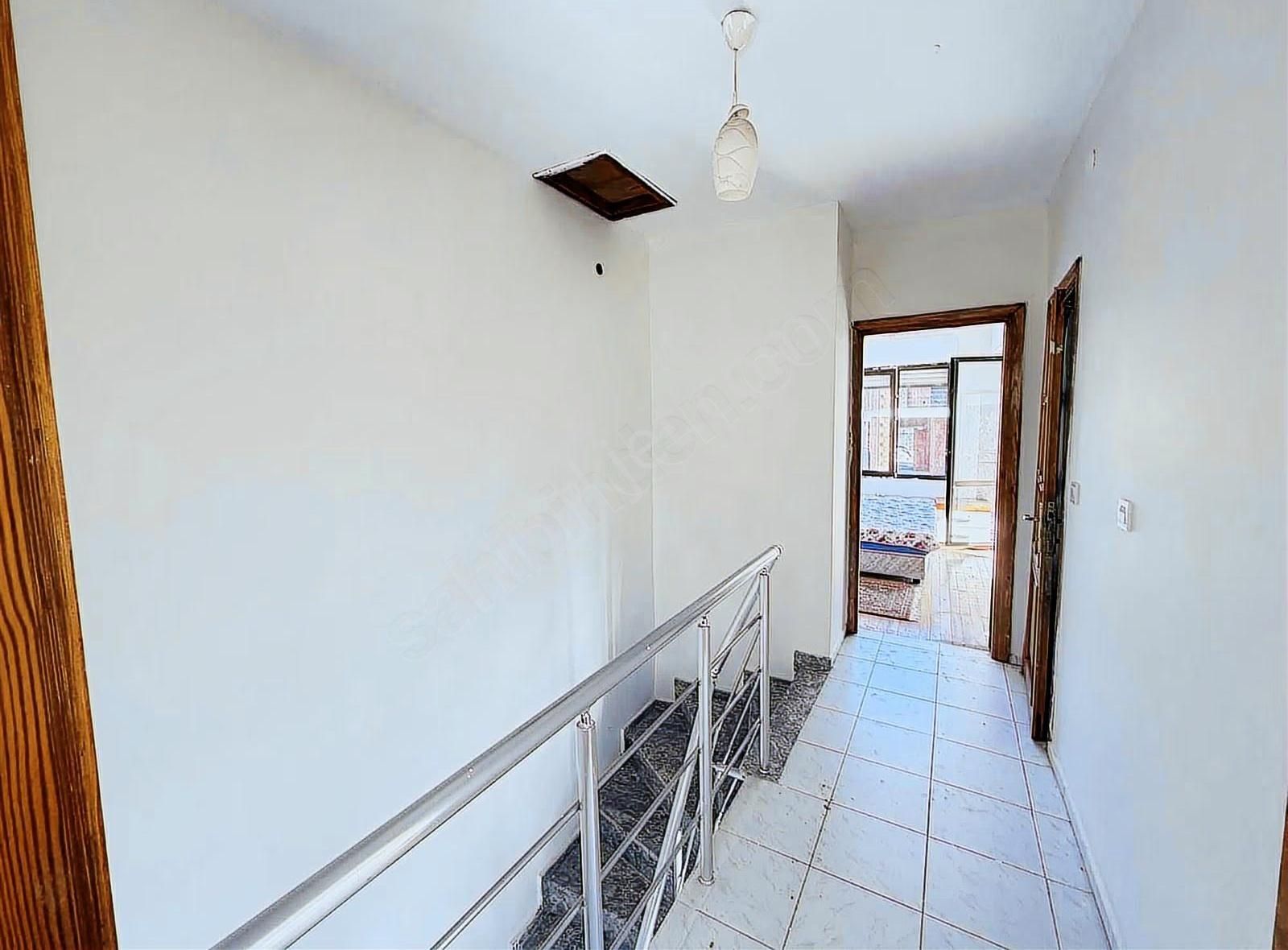 Alya Gayrimenkul Alaçatıda 3+1 Villa - Görsel 10