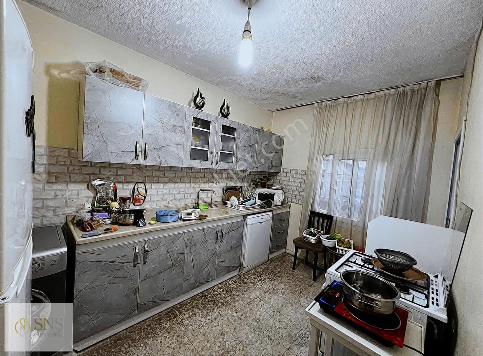 Toroslar Mahallesinde Satılık 2 Katlı Müstakil Ev - Görsel 4
