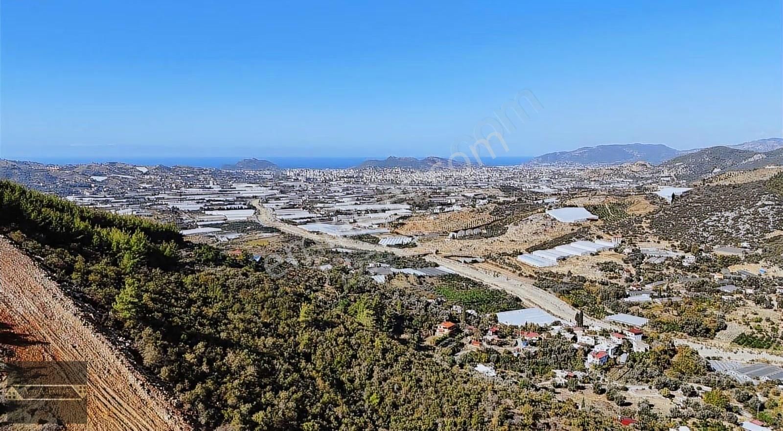 Hasdere Mahallesinde Satılık 7 Dönüm Tarla