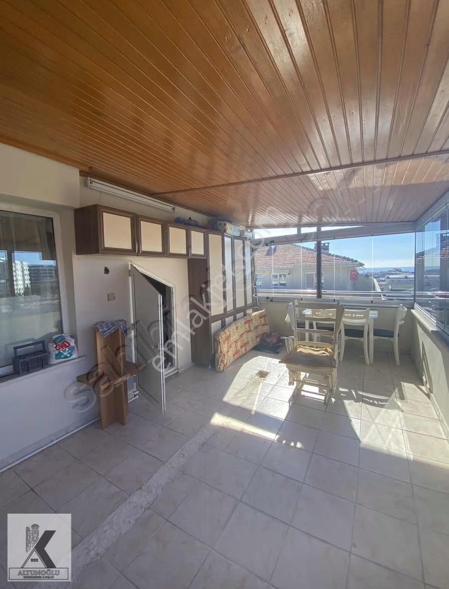 Reşitpaşa Caddesinde Deniz Manzaralı Asansörlü 4+1 180 M2 - Görsel 26