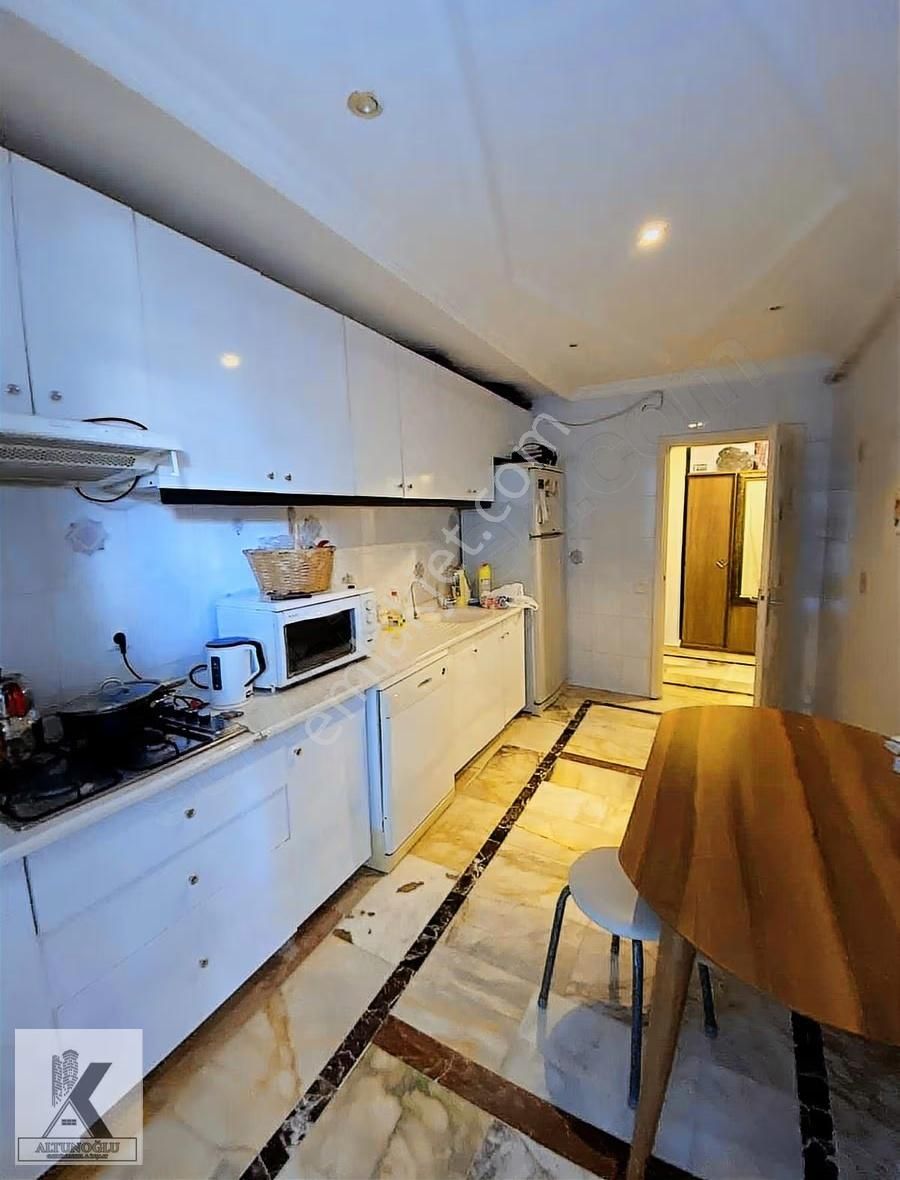 Acil Satılık Ambarlı İlkokul Yanı Yatırıma Uygun Asansörlü 2+1 - Görsel 4