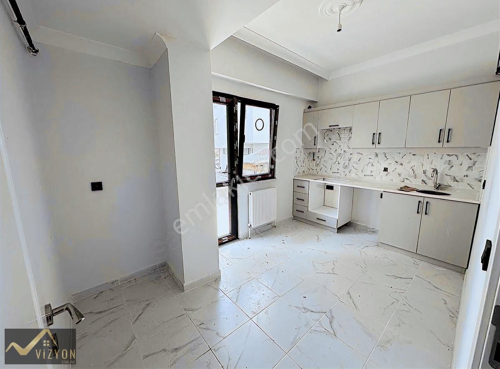 Vizyon Emlak'tan Marmarayın Yanı Başında K.otoparklı 2+1 Daire - Görsel 8