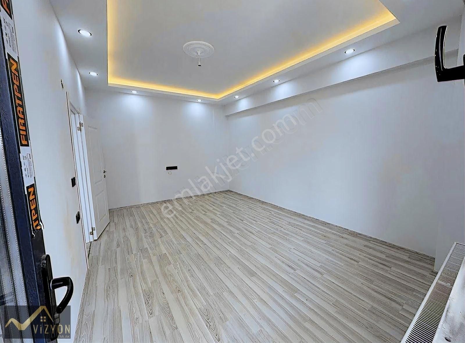 Vizyon Emlak'tan Marmarayın Yanı Başında K.otoparklı 2+1 Daire