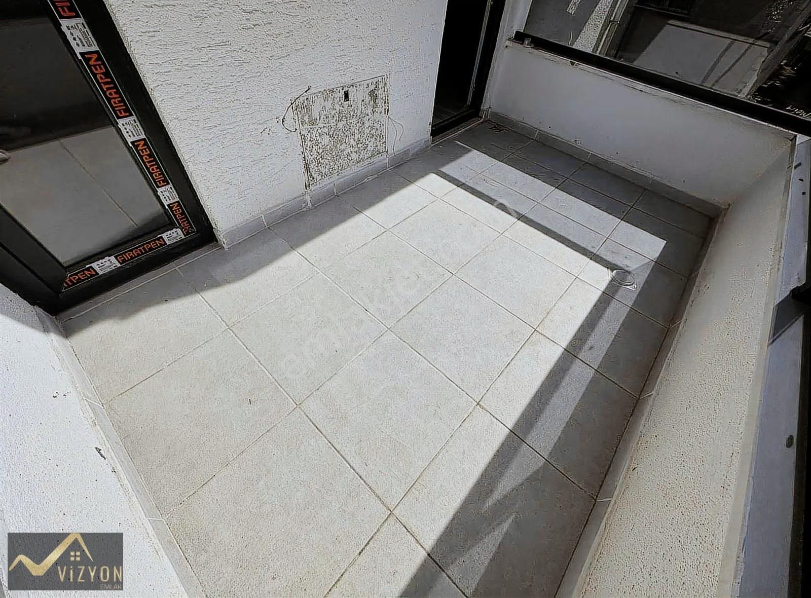 Vizyon Emlak'tan Marmarayın Yanı Başında K.otoparklı 2+1 Daire - Görsel 6
