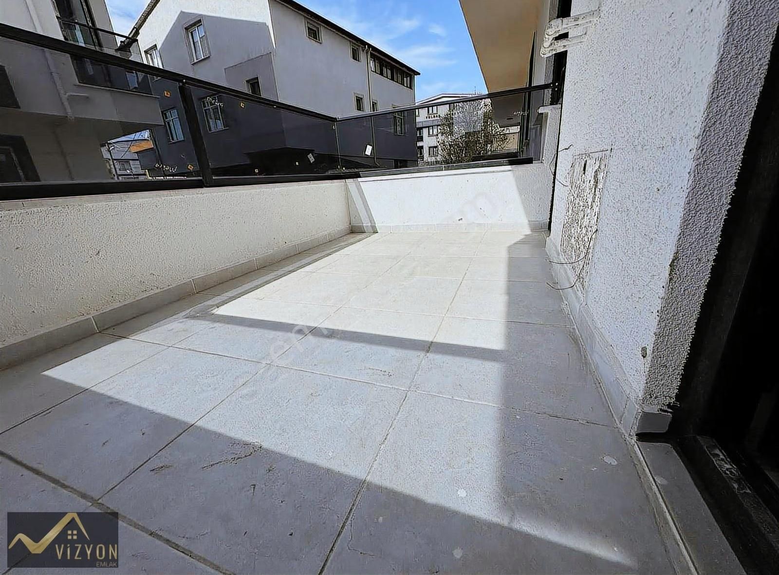 Vizyon Emlak'tan Marmarayın Yanı Başında K.otoparklı 2+1 Daire - Görsel 10