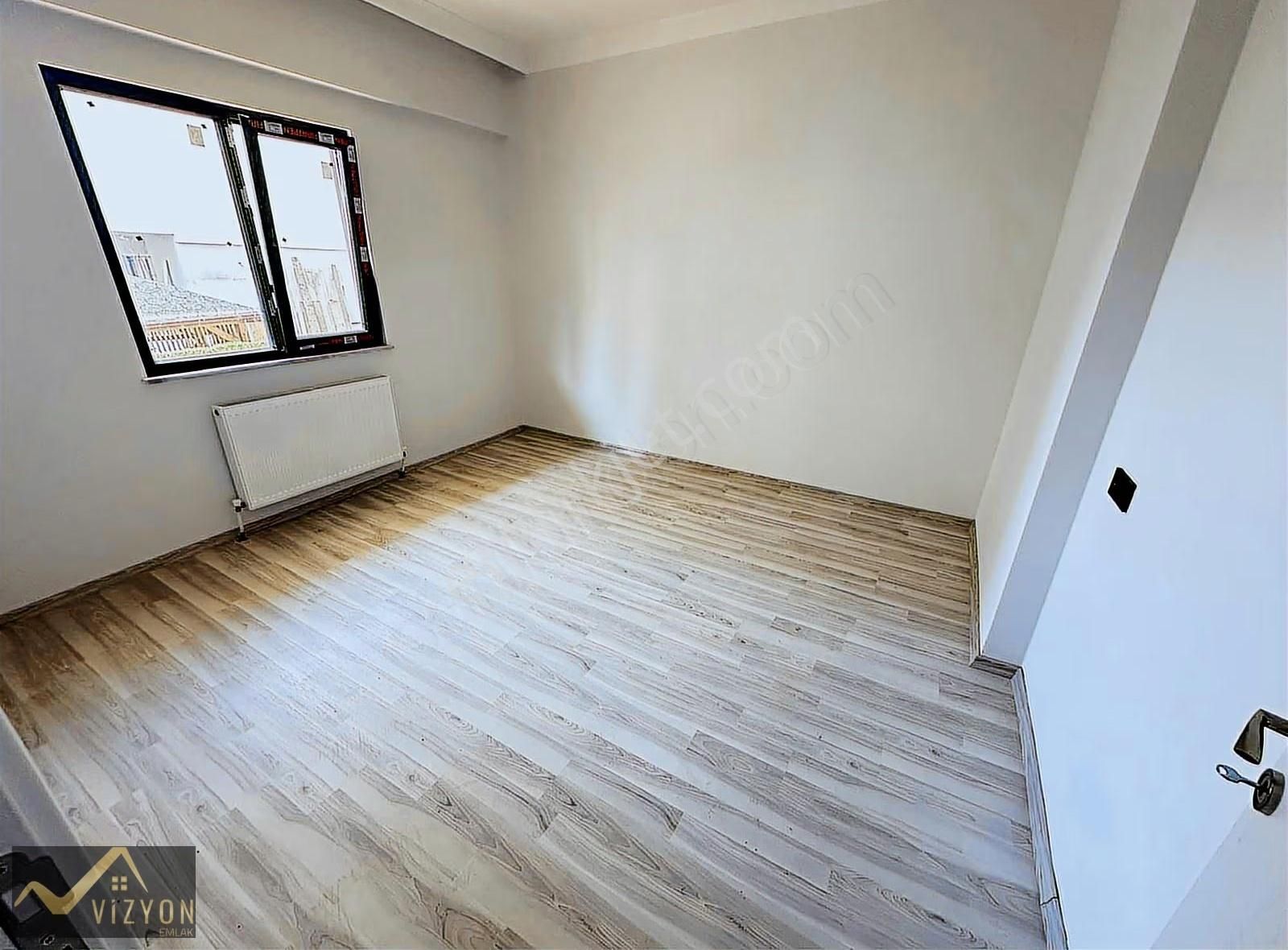 Vizyon Emlak'tan Marmarayın Yanı Başında K.otoparklı 2+1 Daire - Görsel 13