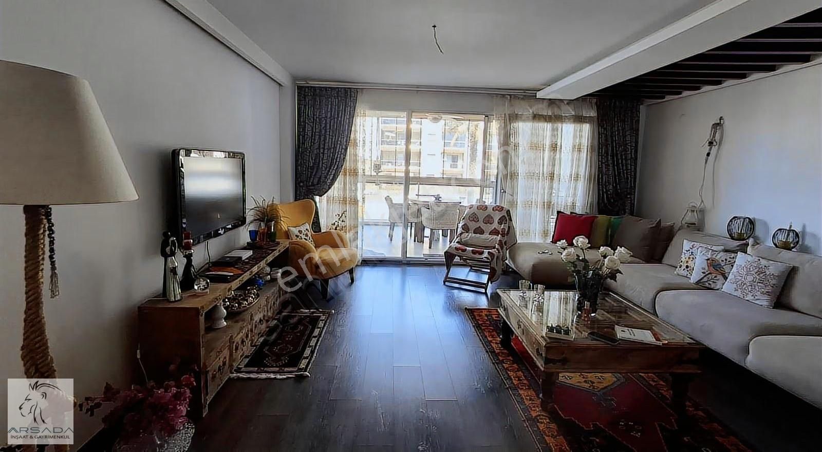 Kuşadası'nda Rezidans Da 3+1 Daire - Görsel 7