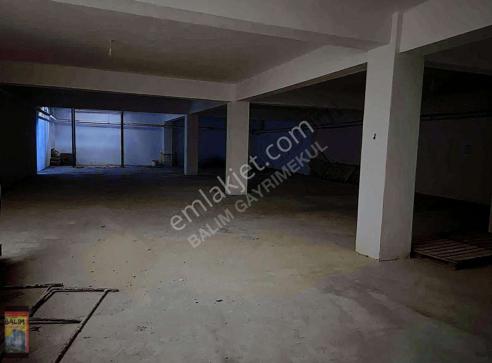 Halıcılar Sitesi'nde Kiralık İş Yeri - Görsel 6