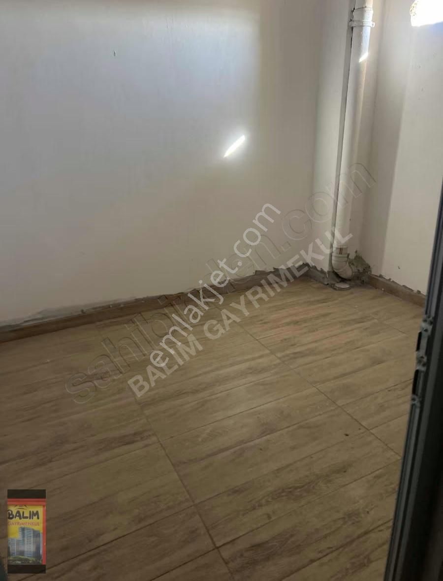 Halıcılar Sitesi'nde Kiralık İş Yeri - Görsel 10