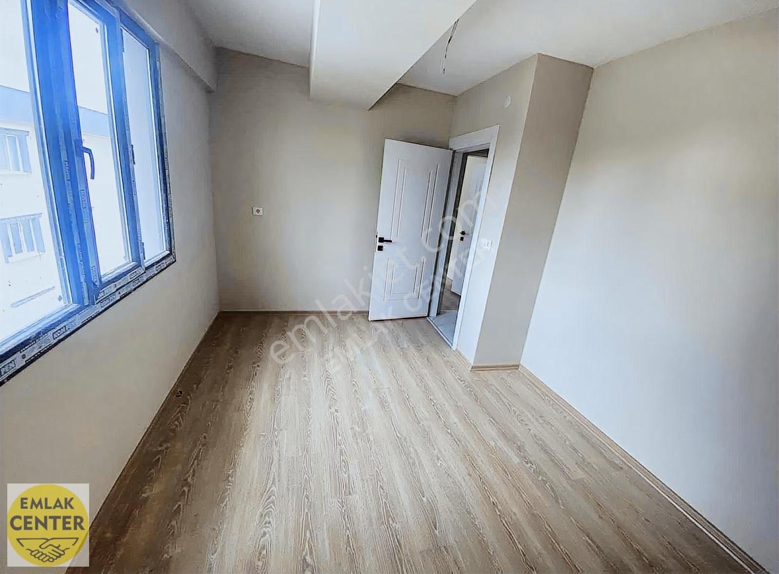 Emlak Center'dan Muradiye'de 1+1 Yerden Isıtmalı Sıfır Daire - Görsel 9
