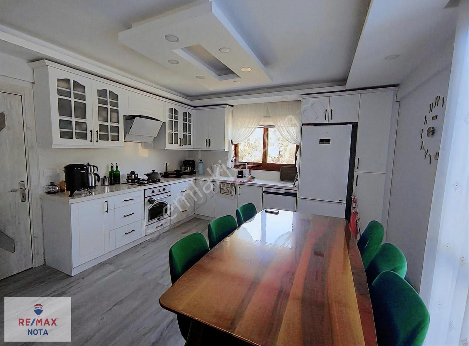 Kemalpaşa Sütçüler'de İçinde 200 M2 Havuzlu Villa Olan Arazi. - Görsel 12