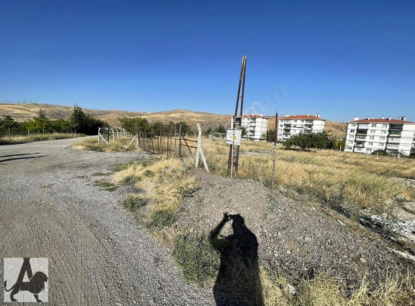 Arslan Emlak'tan Yakacıkda Kiralık Araç Girişli Arsa