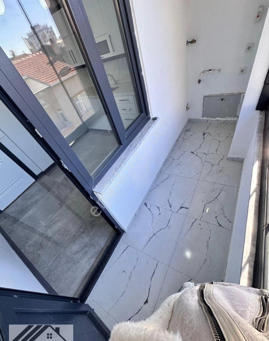Lale Yapı'dan Cebeci Mah 2+1 100m² Haseki-belediyenin Dibinde Sıfır Ebeveyn Banyolu Ara Kat Daire - Görsel 24