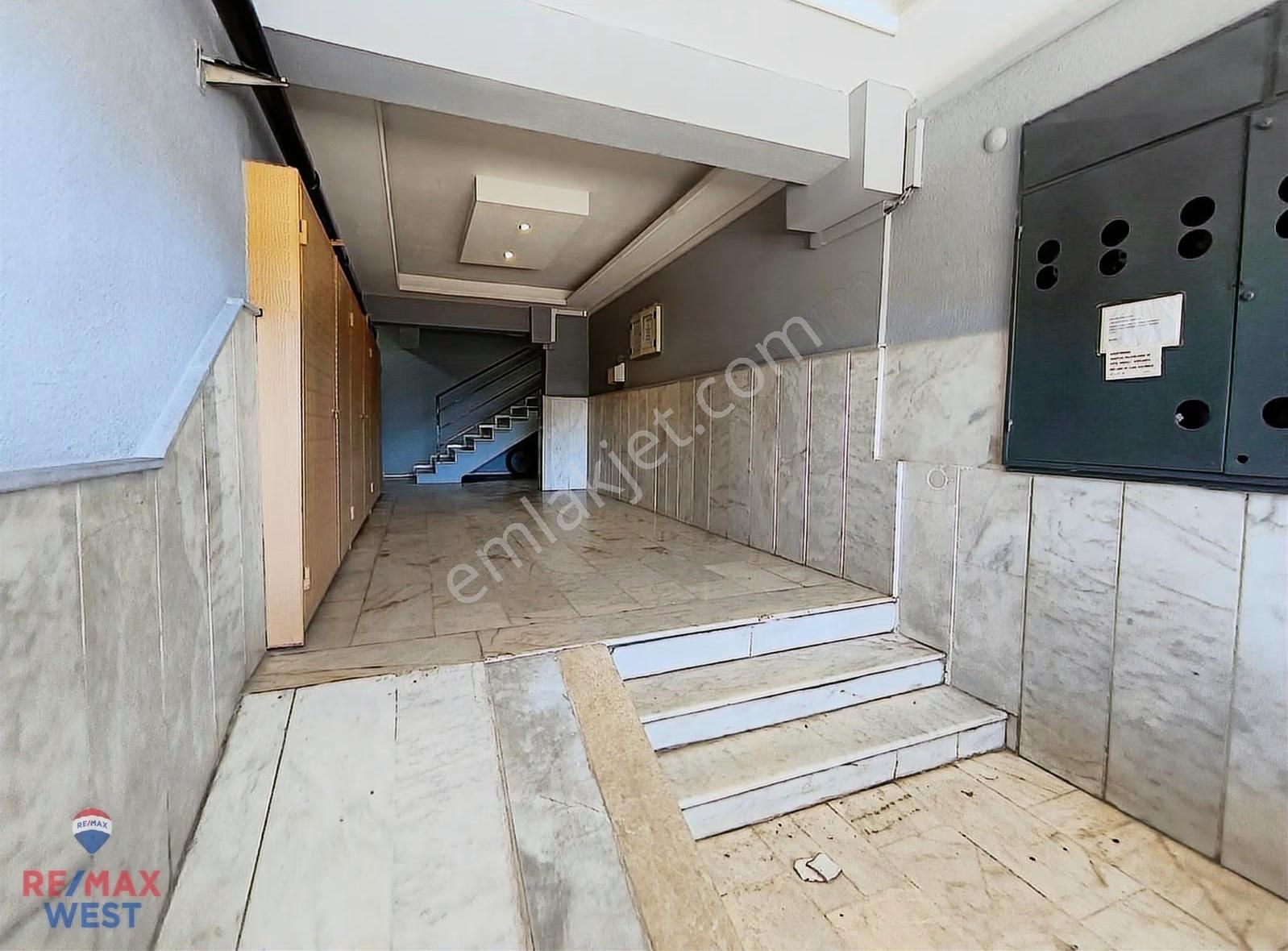 Remax West'ten Çanakkale Asfatına Cephe Harika Manzaralı 3+1 - Görsel 22