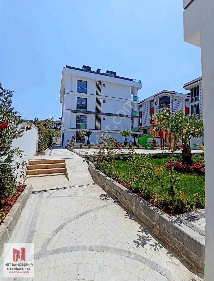Büyükçekmece Atatürk Mahallesi 3+2deniz Manzaralı Dübleks Daire - Görsel 2