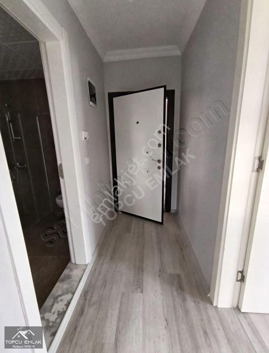 Ortaca Havuzlu Sitede Geniş Satılık 1+1 Daire - Görsel 3