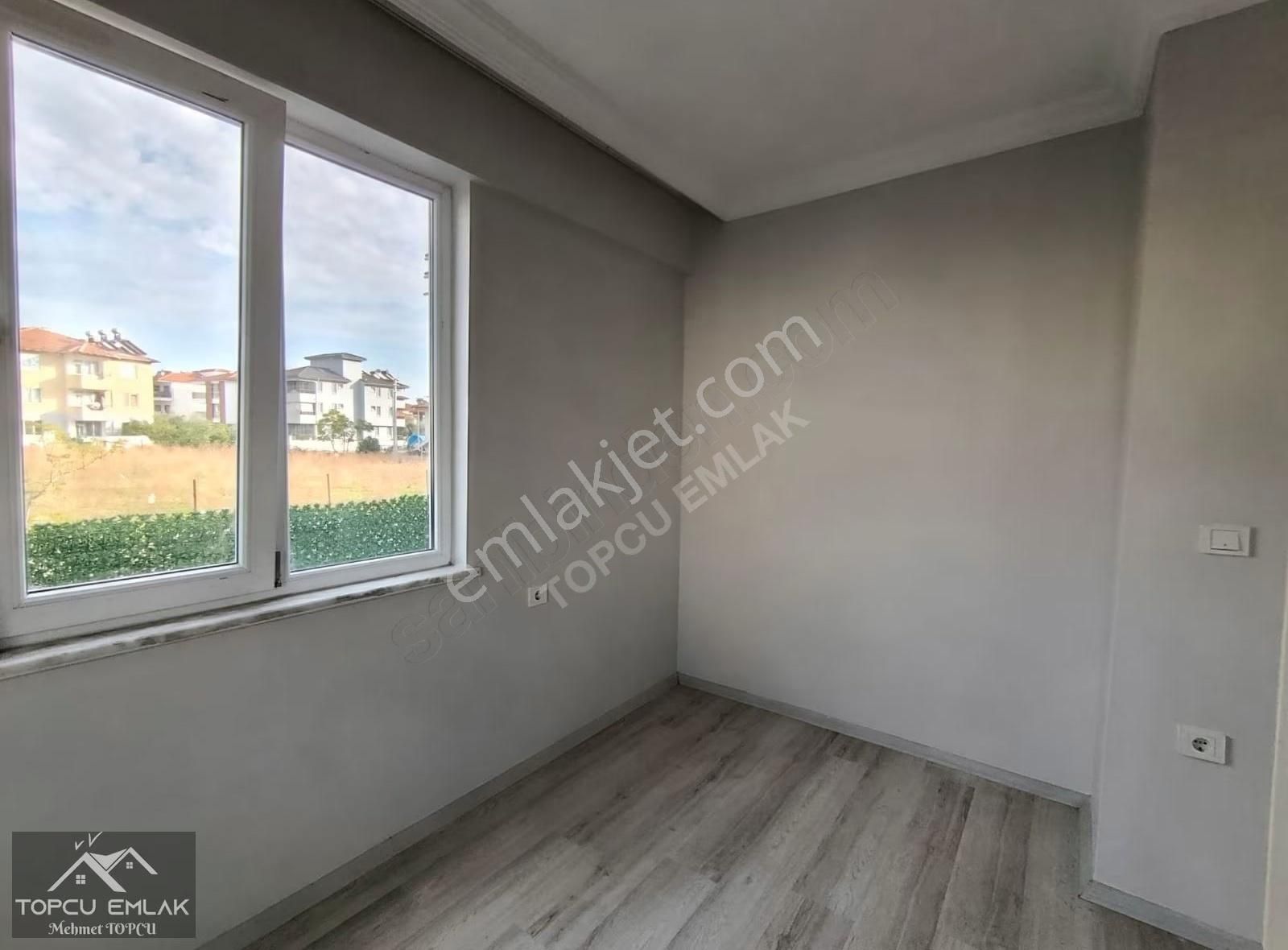 Ortaca Havuzlu Sitede Geniş Satılık 1+1 Daire - Görsel 2