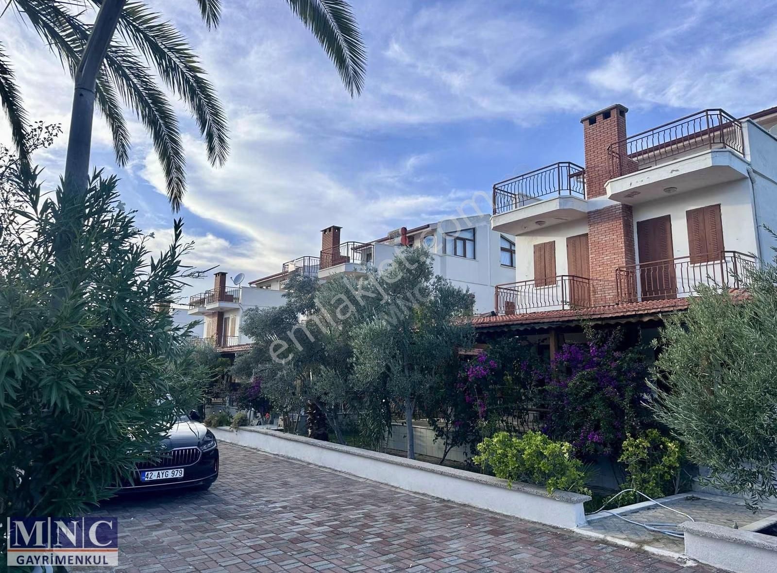 Plaja Adını Veren Site İncekum'da Geniş Teraslı Sahile İlk Site - Görsel 15
