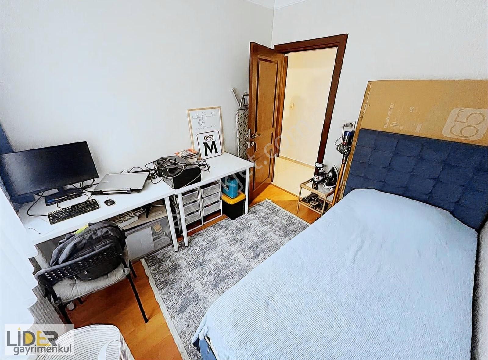 Lider'den İdealtepe Metroya Yakın 8 Yıllk 2.kat Ön Köşe Lüks 3+1 - Görsel 10