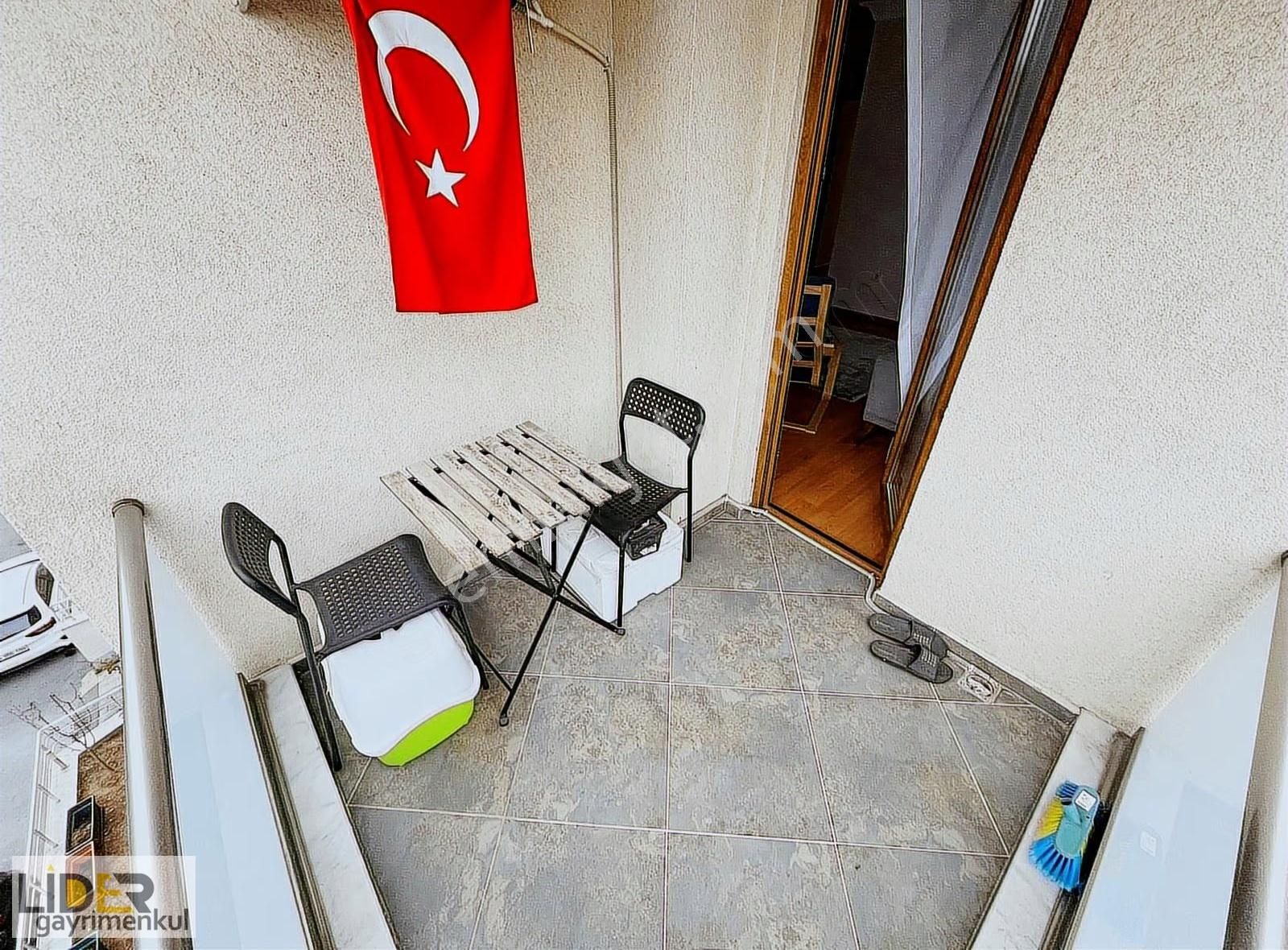 Lider'den İdealtepe Metroya Yakın 8 Yıllk 2.kat Ön Köşe Lüks 3+1 - Görsel 8