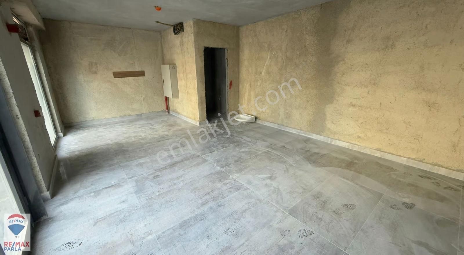 Canik Şehr-i Bahçe Bölge Uzmanı Rahşan Çam'dan Satılık Dükkan - Görsel 12