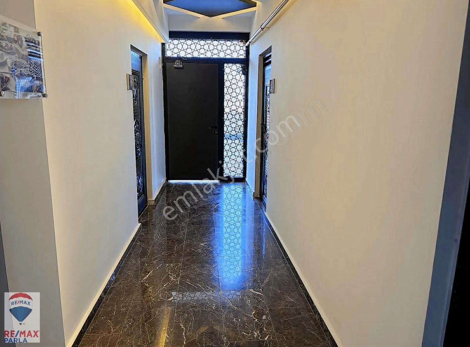 Remax Parla Deniz Manzaralı 1+1 Lüx Daireler - Görsel 19