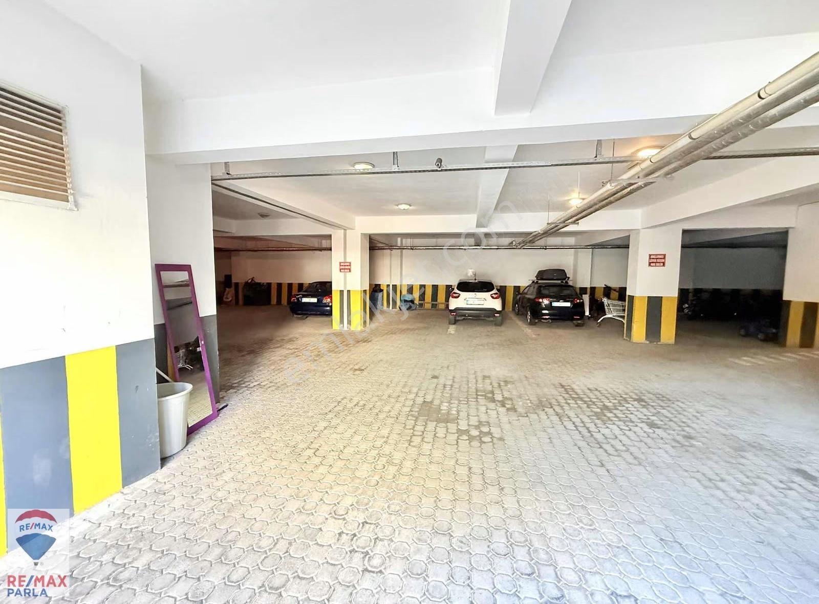 █ 3+1 Cağaloglu / Site İçi / Havuzlu █ Erhan Balcancı - Görsel 29