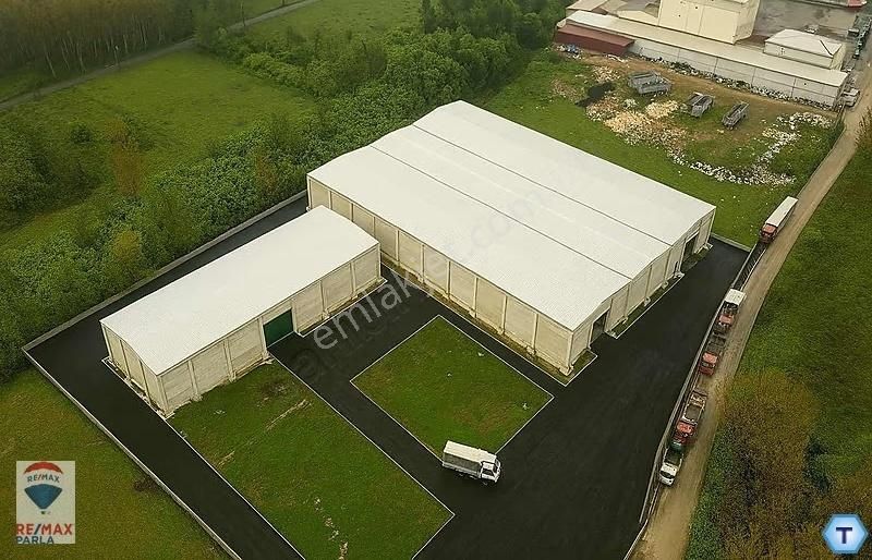 Kiralık Depo Yüksek Tavan / Geniş Alan / Güvenli