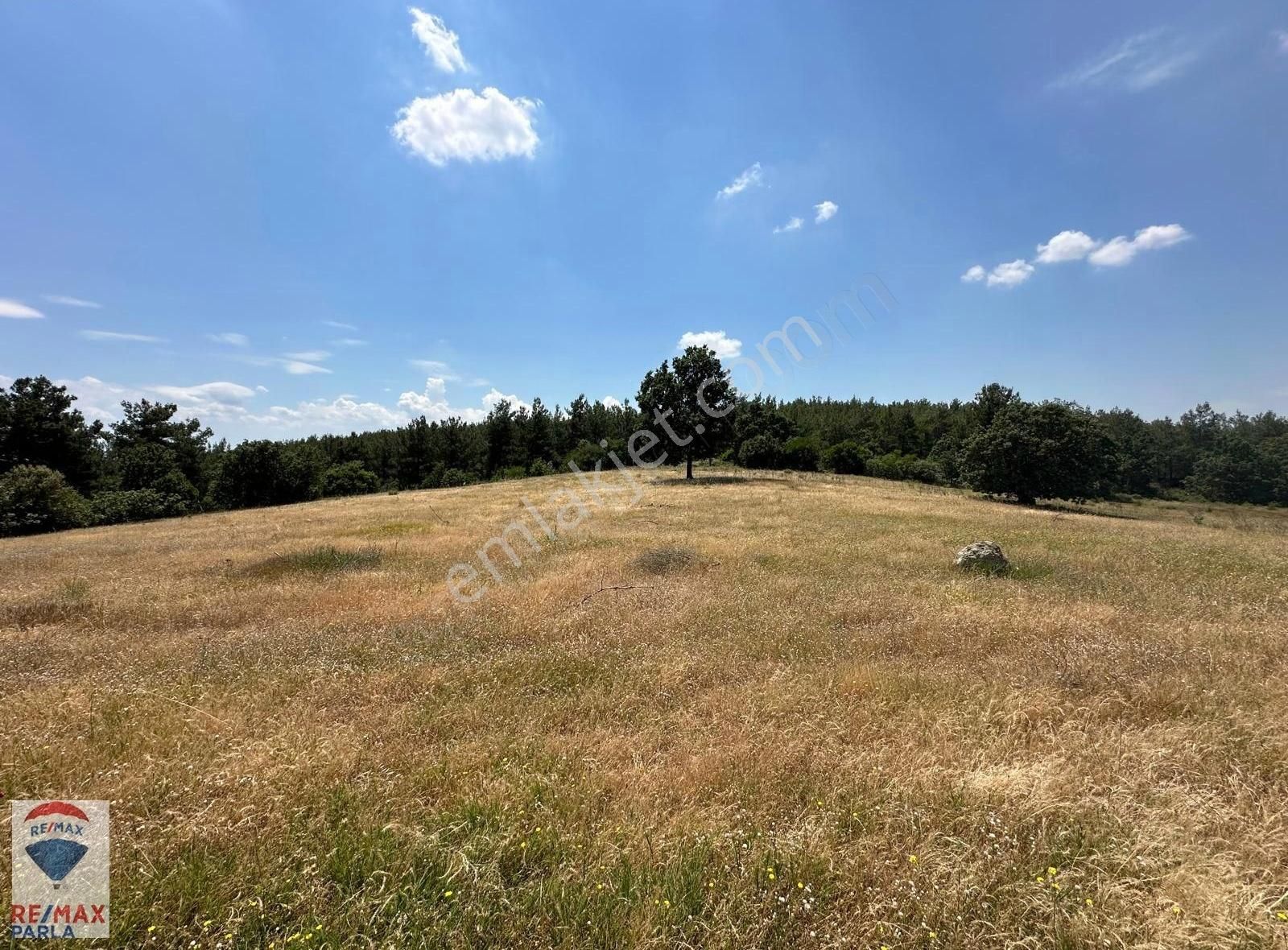 Çanakkale'de Köşe Parsel Emsallerinin Uygunu Arsa(9 Dönüm) - Görsel 9