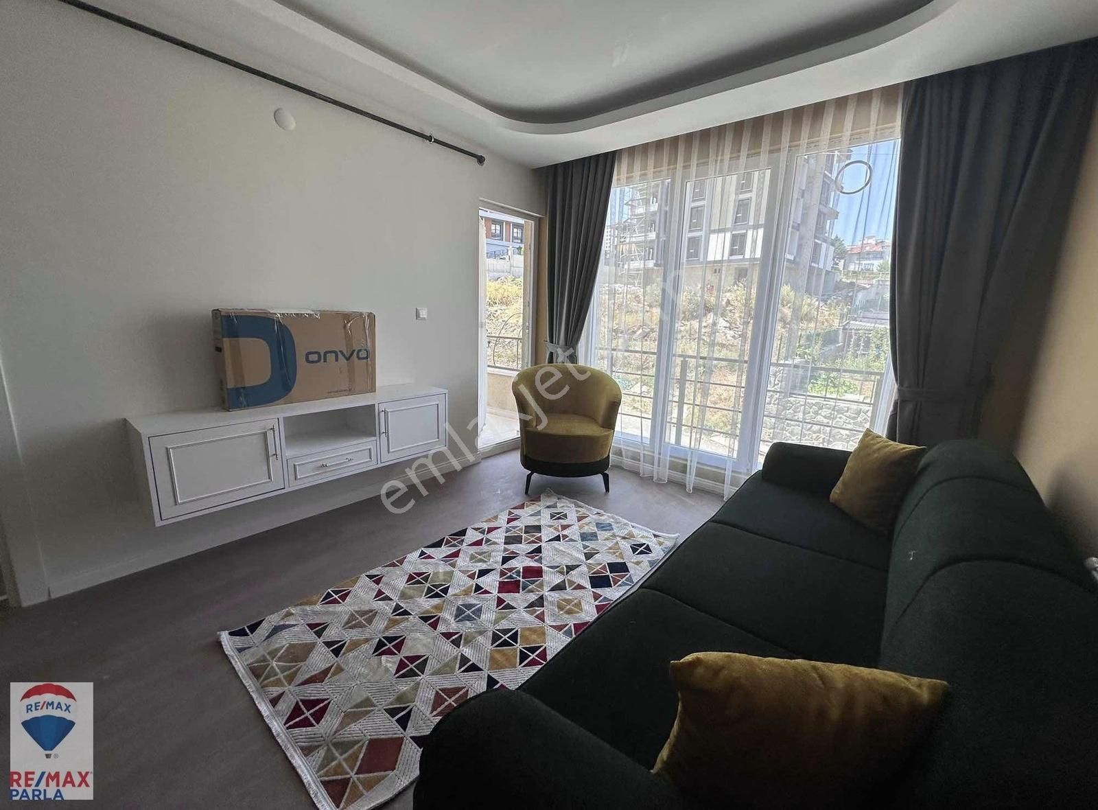 Remax Murat Kocaoğlu 'ndan Eşyalı Ara Kat 1+1 Fırsat - Görsel 15