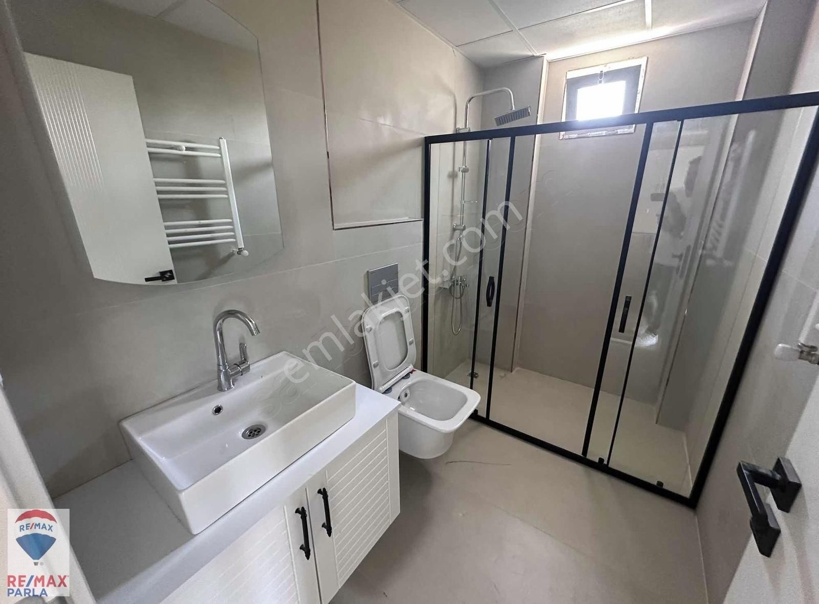 Remax Murat Kocaoğlu 'ndan Eşyalı Ara Kat 1+1 Fırsat - Görsel 9