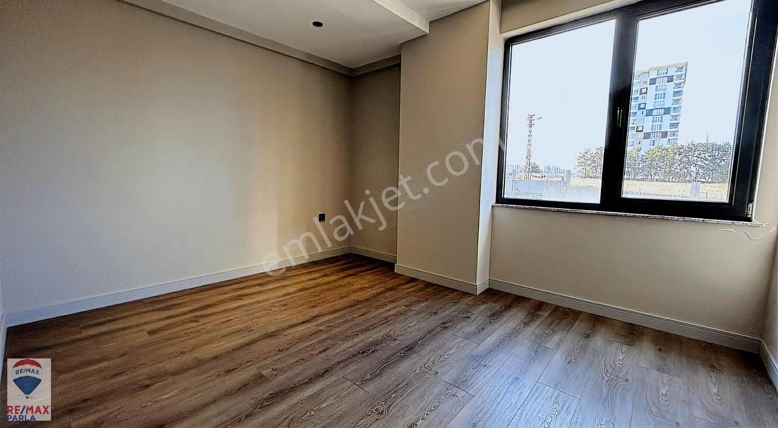 Doğumak Tower Alanlı'da Deniz Manzaralı Satılık 3+1 Daireler - Görsel 8