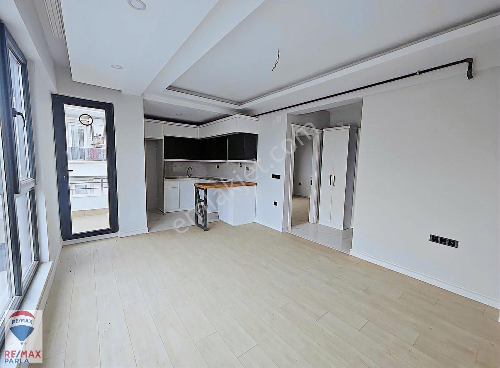 Yenimahalle'de Tramvaya Ve Sahile Yürüme Mesafesinde 1+1 Daire - Görsel 9