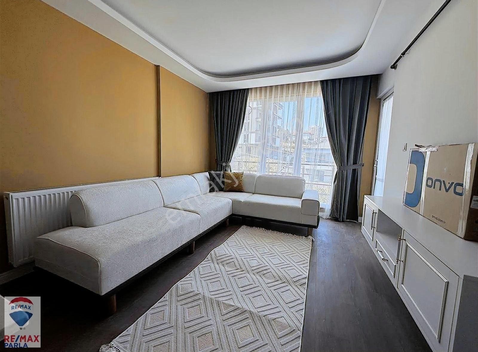 Remax Murat Körfez De Deniz Manzaralı Full Eşyalı Satılık 1+1 - Görsel 15