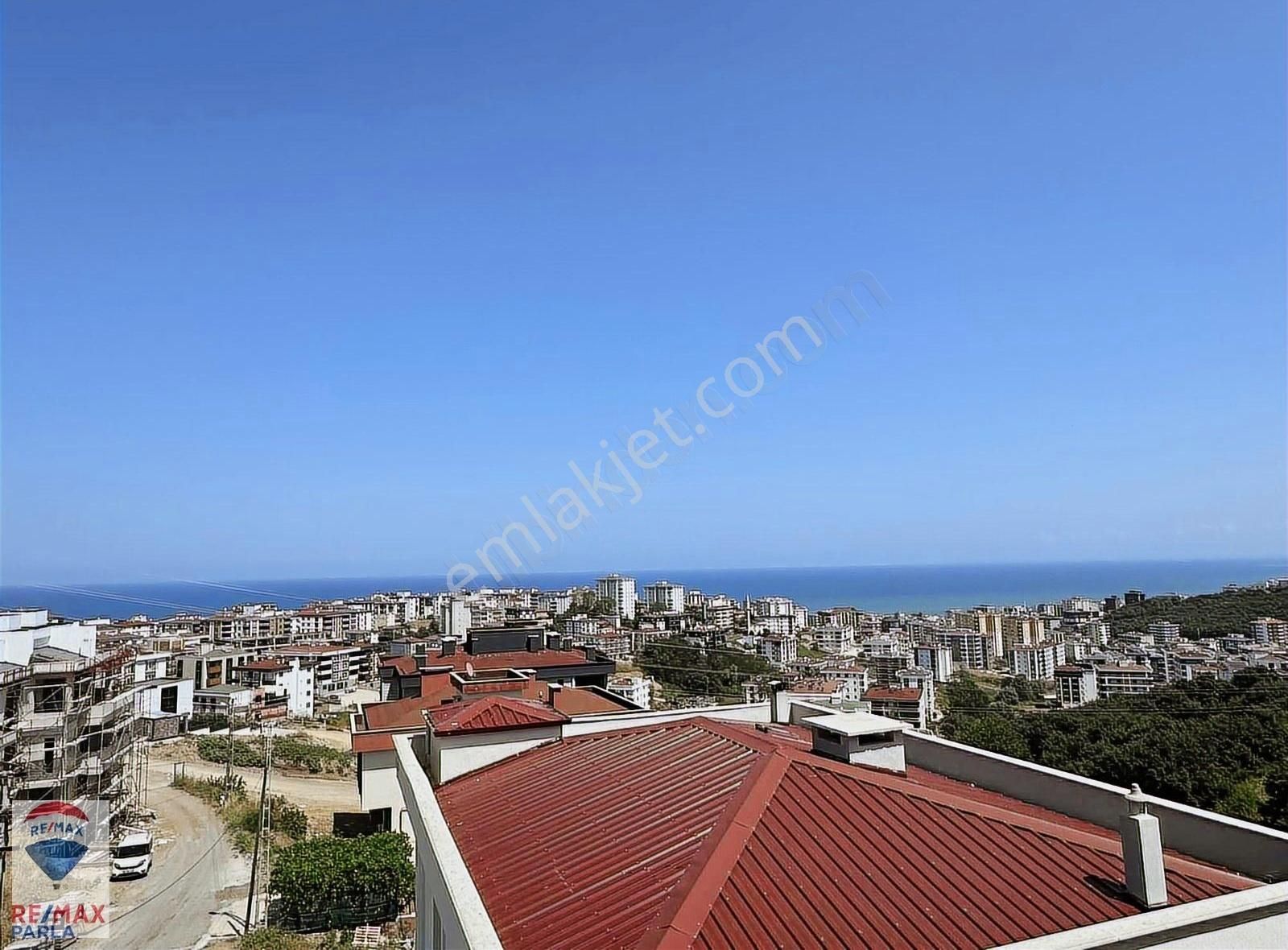 Remax Murat Körfez De Deniz Manzaralı Full Eşyalı Satılık 1+1 - Görsel 14