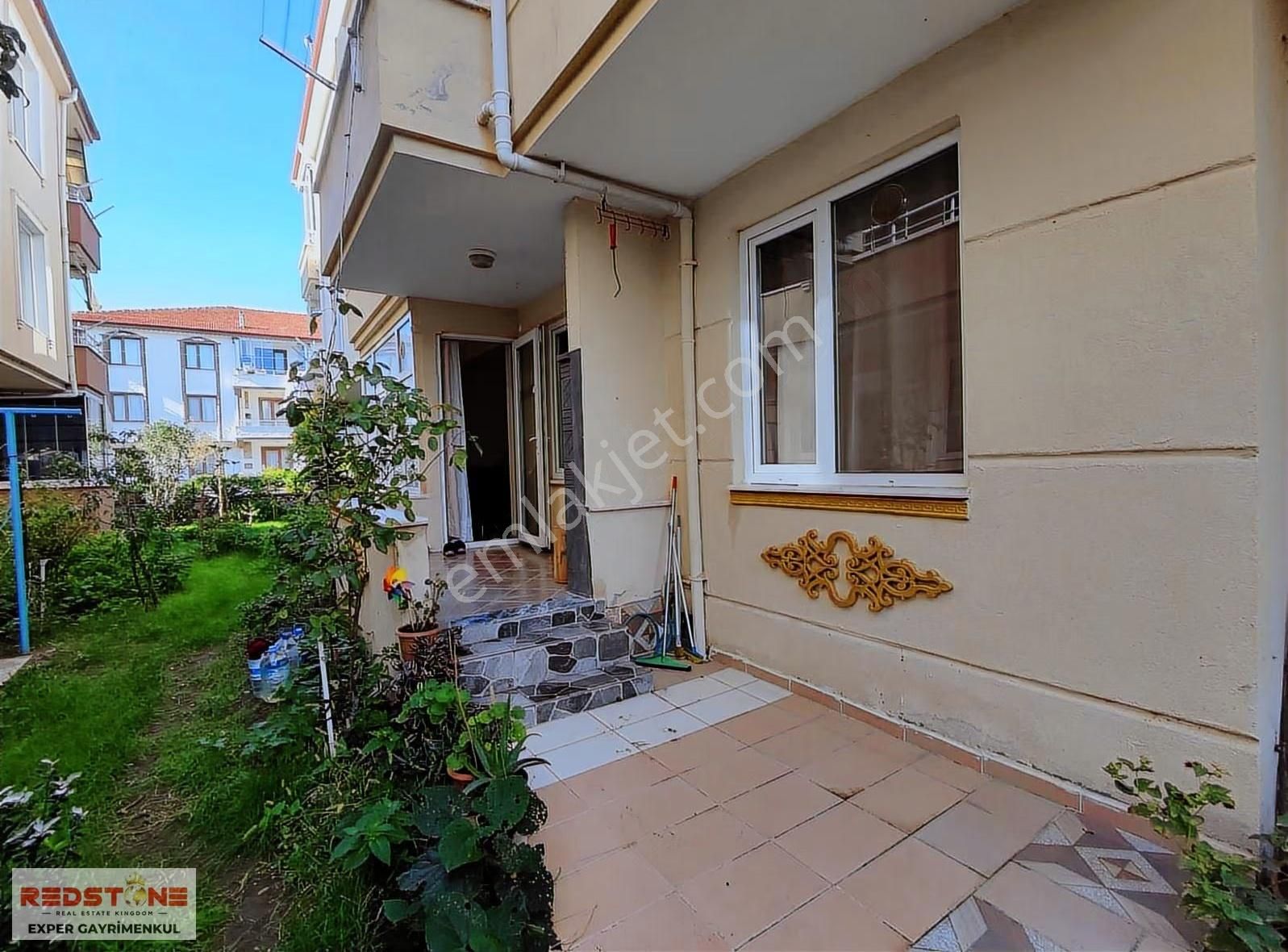 Karasu Aziziye Mahallesinde, Hastaneye Denize Yakın Satılık 2+1 - Görsel 6