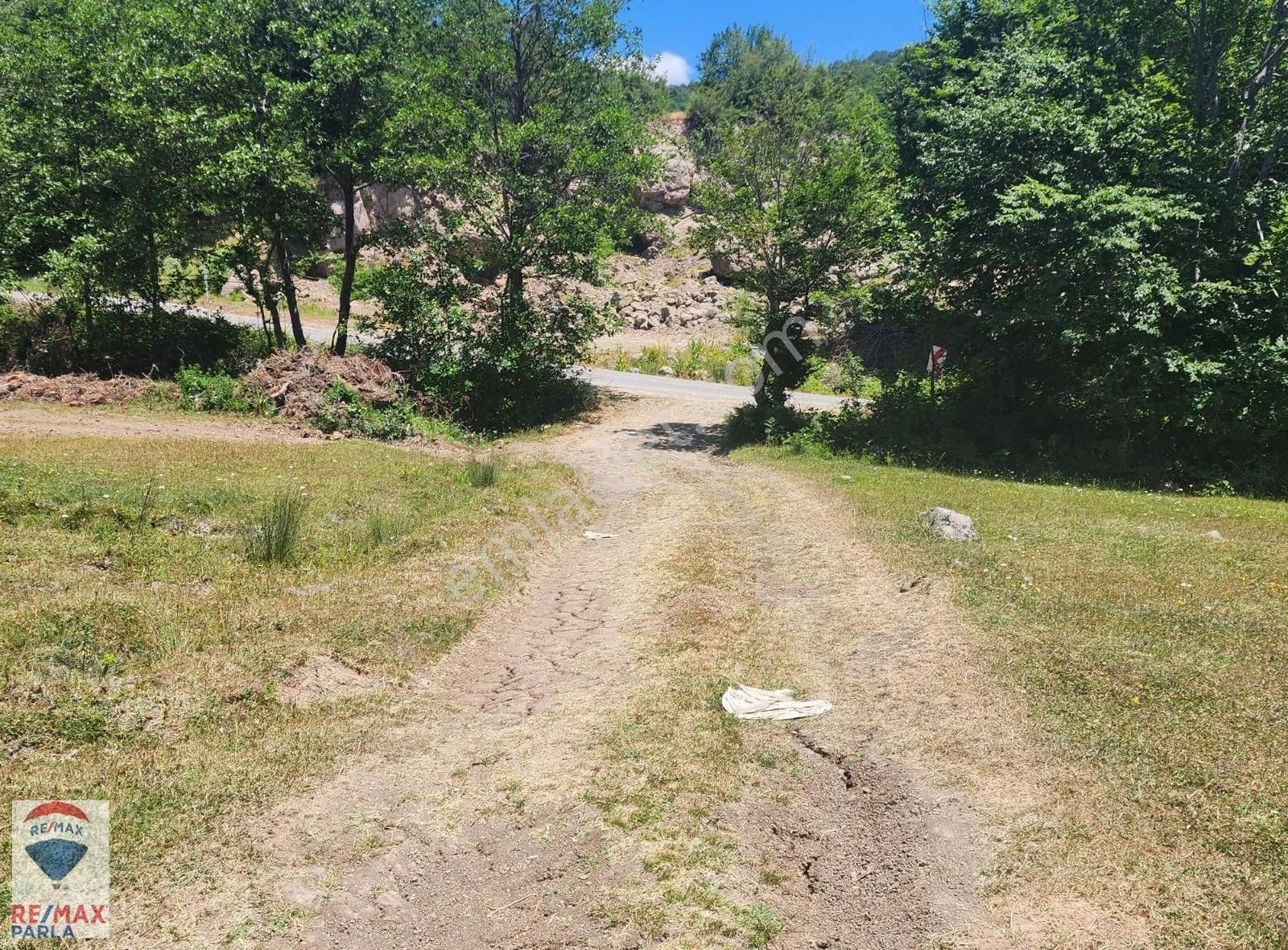 Samsun Atakum Şenyurt'ta Asfalt Yola Çok Yakın Yatırımlık Tarla - Görsel 2