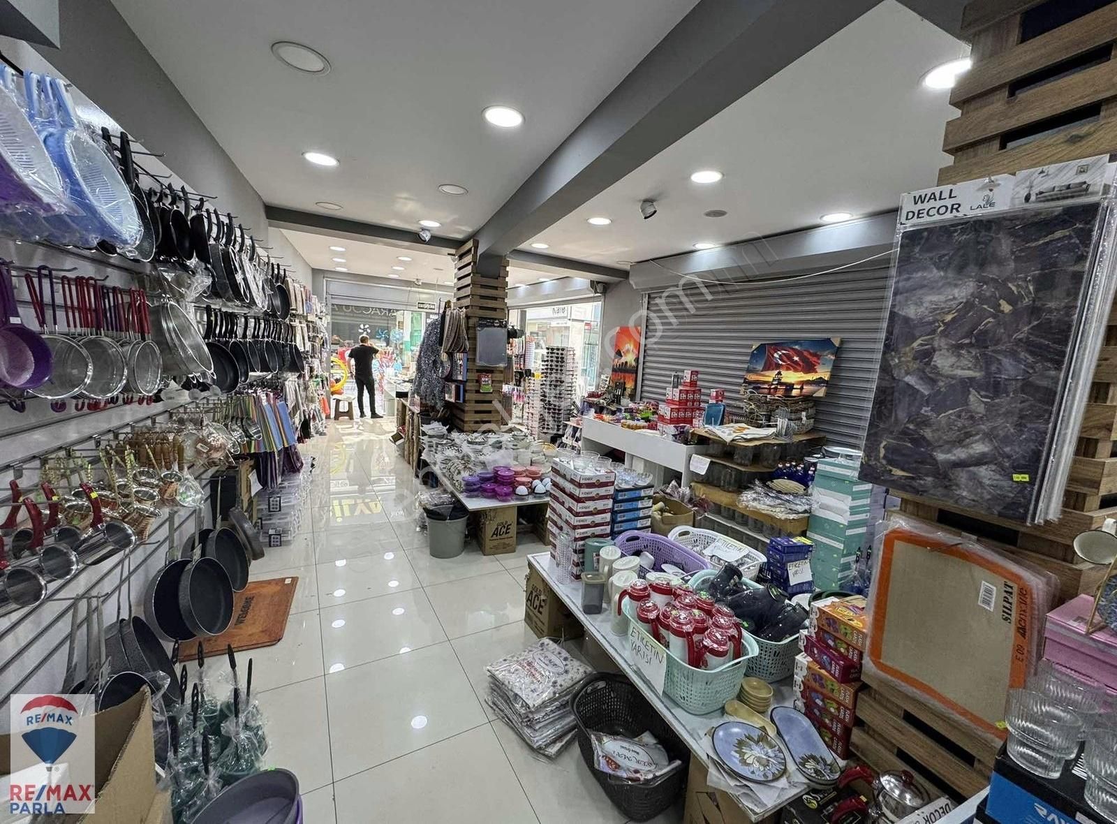 Fsm Caddesinde Yüksek Cirolu Devren Kiralık Harika Dükkan - Görsel 9