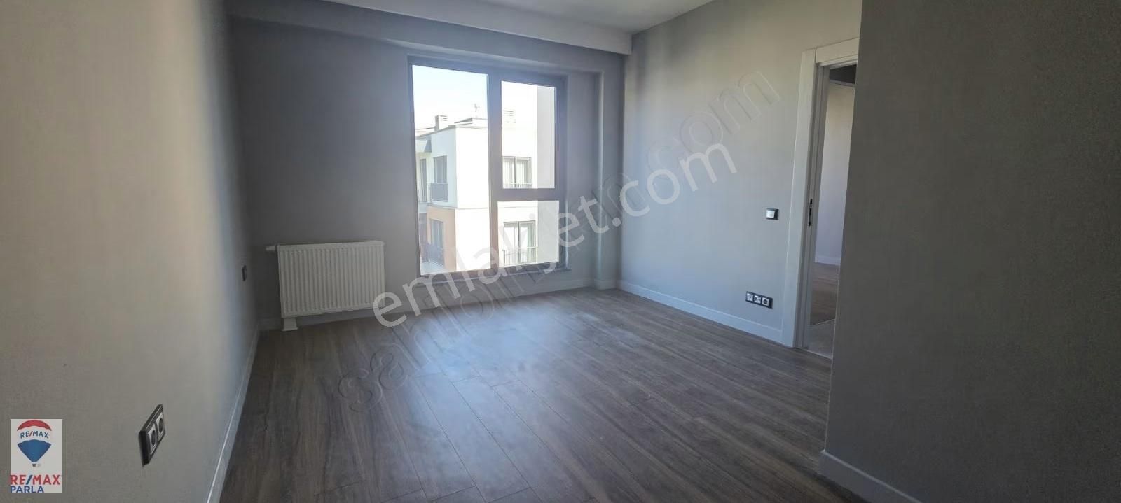 Remax Parla'dan Şehri Bahçe Konutlarında Satılık 2+1 Daire - Görsel 21