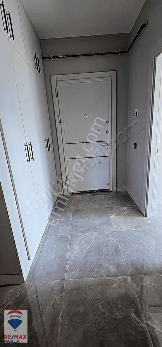 Remax Parla'dan Şehri Bahçe Konutlarında Satılık 2+1 Daire - Görsel 19