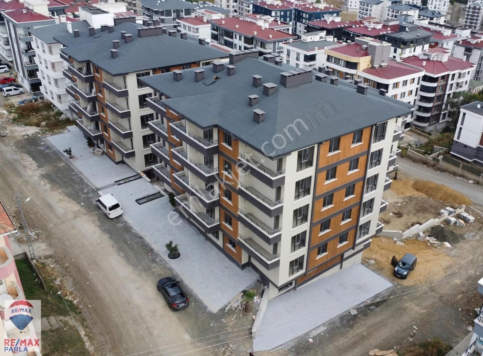 Ödeme Kolaylığı-yatırım Fırsatı-site Konforunda ! / Remax Gökhan - Görsel 23