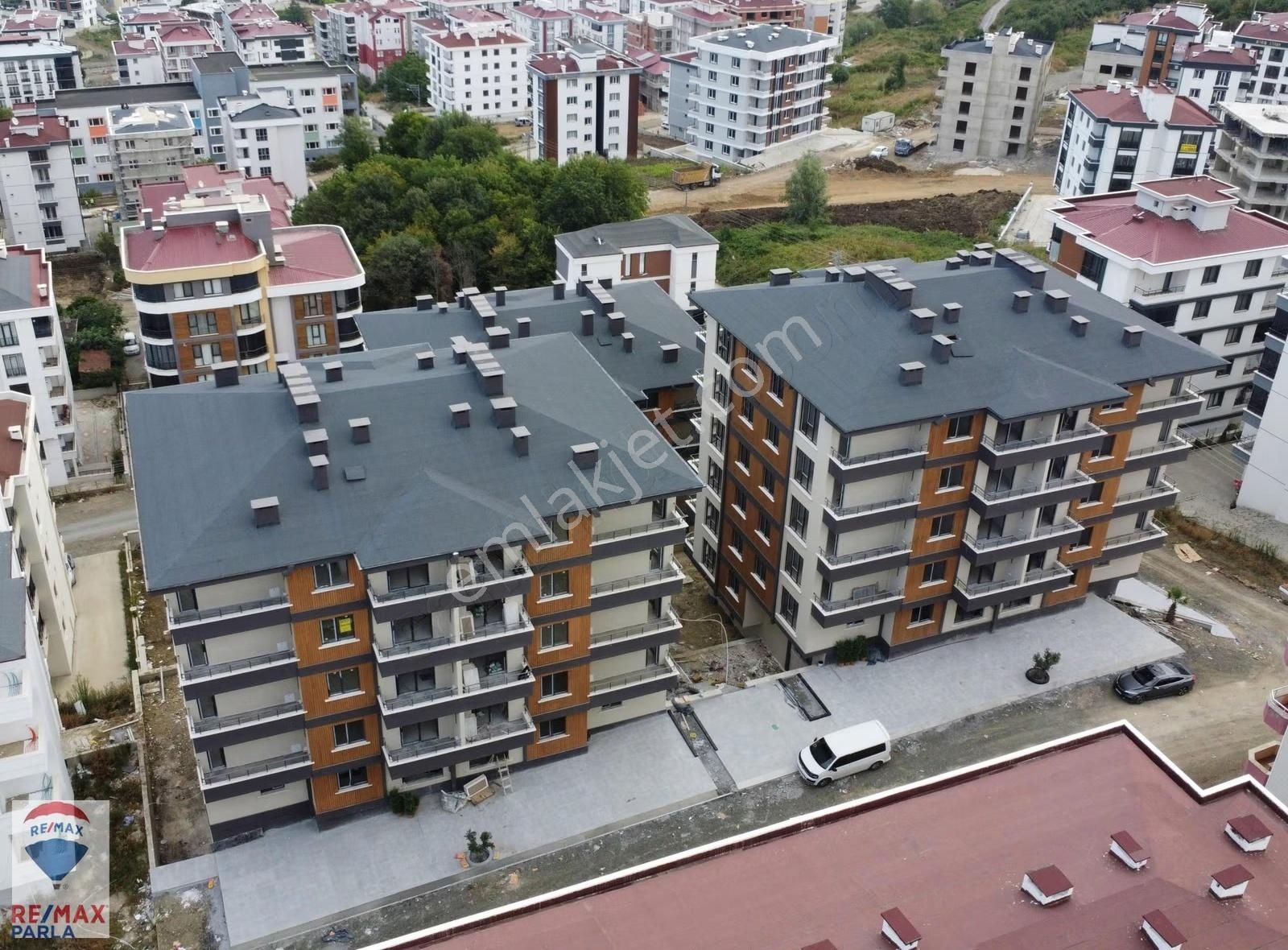 Ödeme Kolaylığı-yatırım Fırsatı-site Konforunda ! / Remax Gökhan - Görsel 17