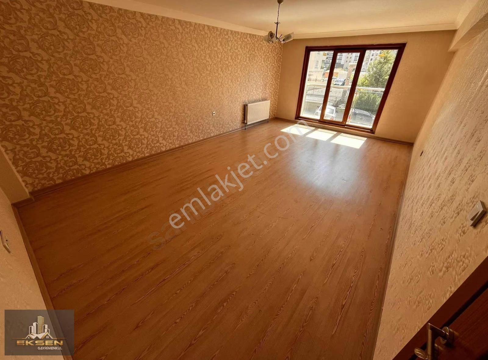 Güneşevlerin En Merkezi Noktasında Cadde Üzeri 3+1 Lüks Daire - Görsel 8