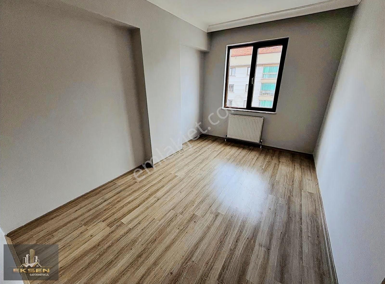 Eksen Gayrimenkulden Zafer Fırına Yakın 3+1 Katta Ön Cephe Daire - Görsel 10