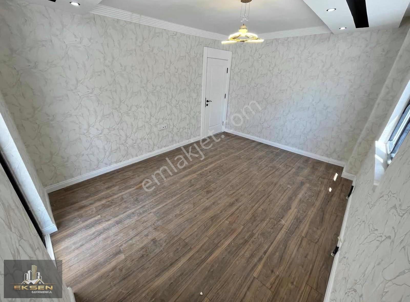 Eksen Gayrimenkul'den Cadde Üzeri Full Yapılı Katta 3+1 Daire - Görsel 28