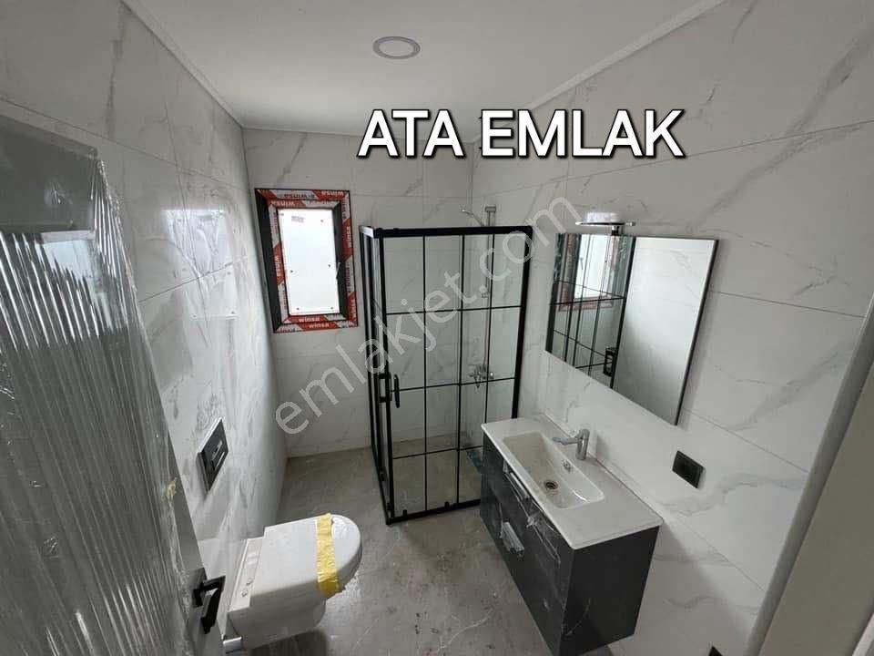 Davutlarda Havuzlu Sitede Köşe Konumlu Otoparklı Sıfır Villa - Görsel 16