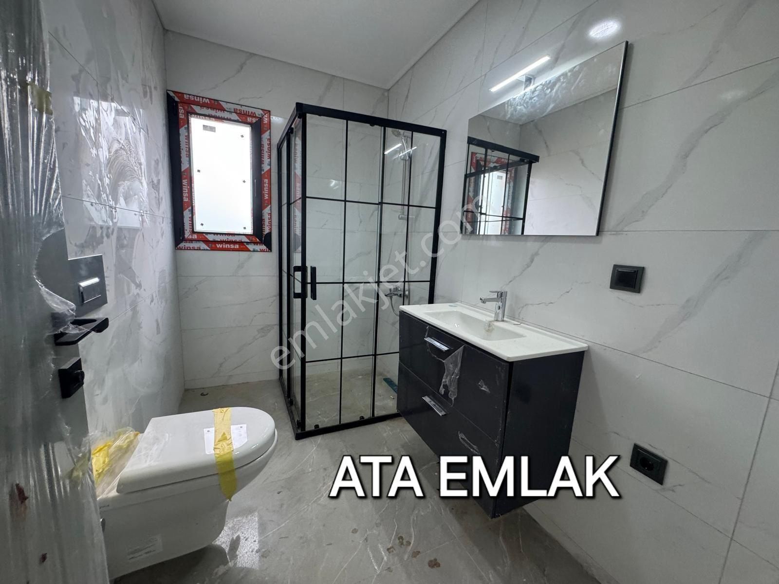 Davutlarda Havuzlu Sitede Köşe Konumlu Otoparklı Sıfır Villa - Görsel 22