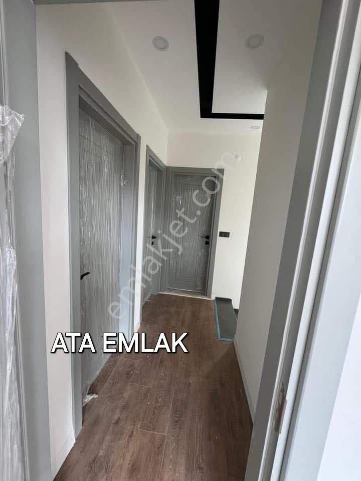 Davutlarda Havuzlu Sitede Köşe Konumlu Otoparklı Sıfır Villa - Görsel 15